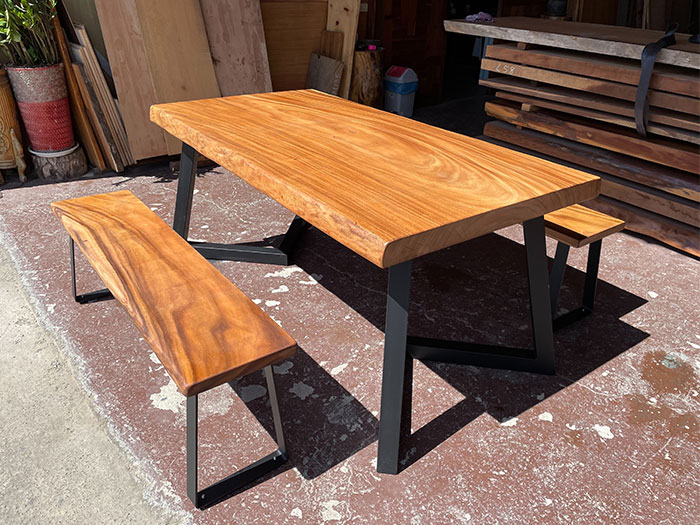 胡桃木實木桌椅組