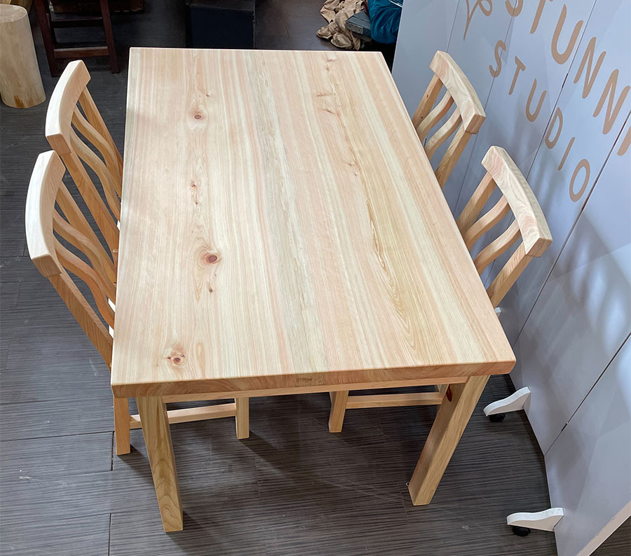 檜木原木桌